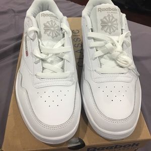 Reebok classics women size 9.5